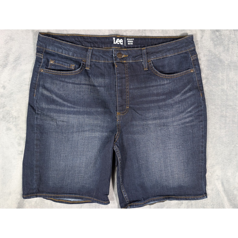 Lee Bermuda Shorts Womens Size‎ 18 Medium Dark Wash Blue Denim Mid Rise Regular